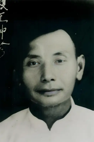 “棋仙”钟珍